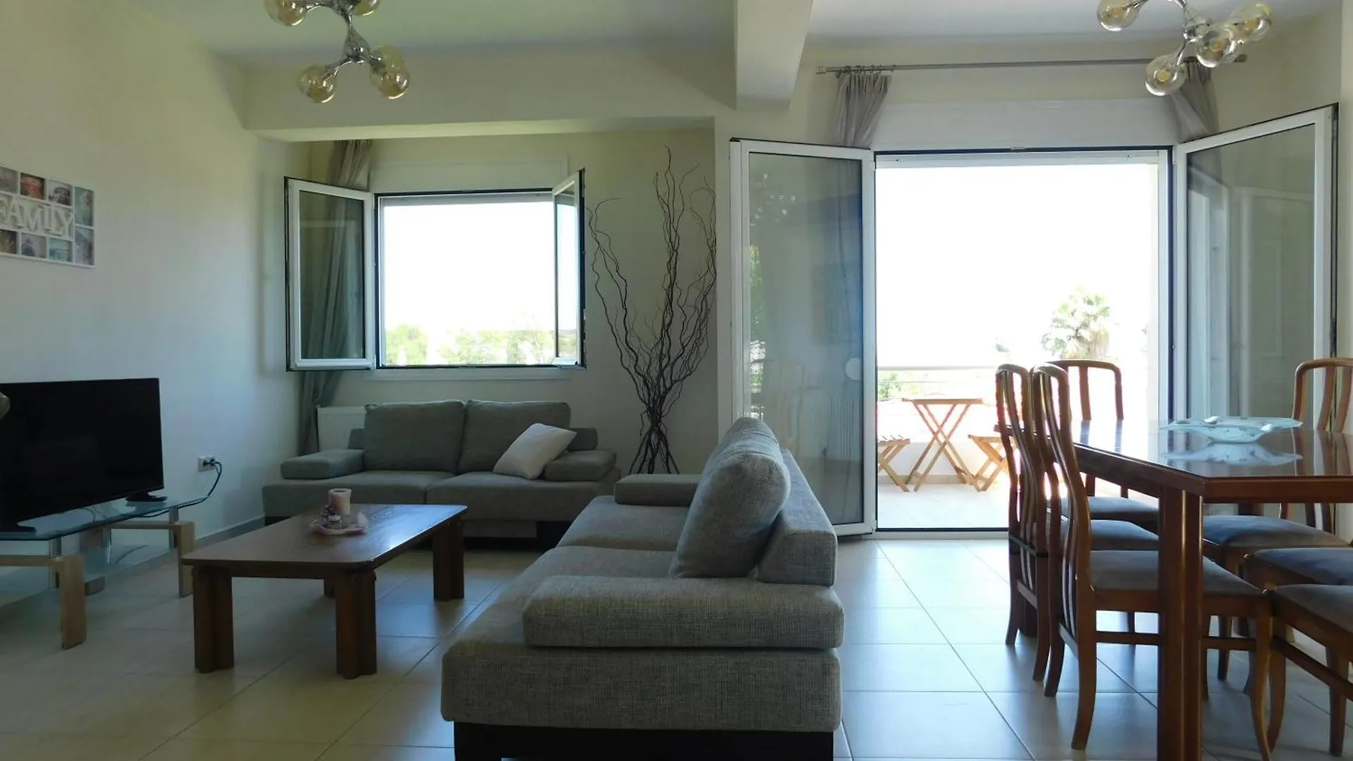 Villa Rosa Vourvourou 0*,  Řecko